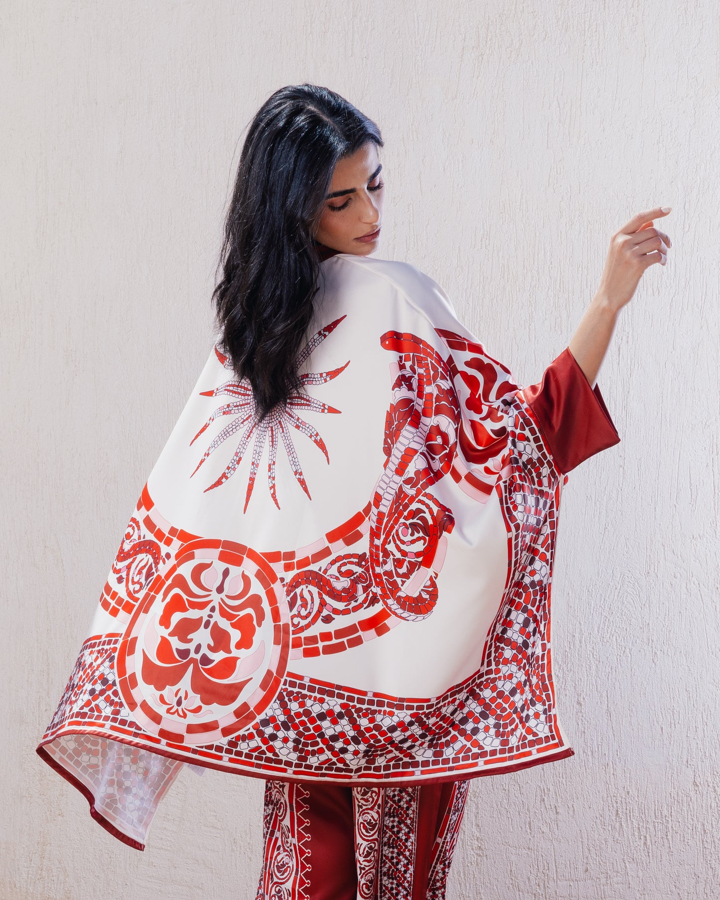 Cape-Style Mandarin Poncho