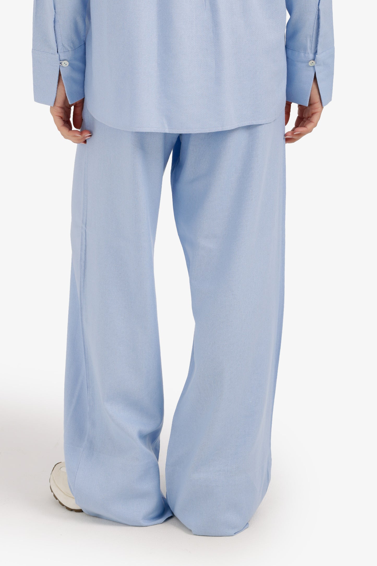 Relaxed Wide-Leg Pants
