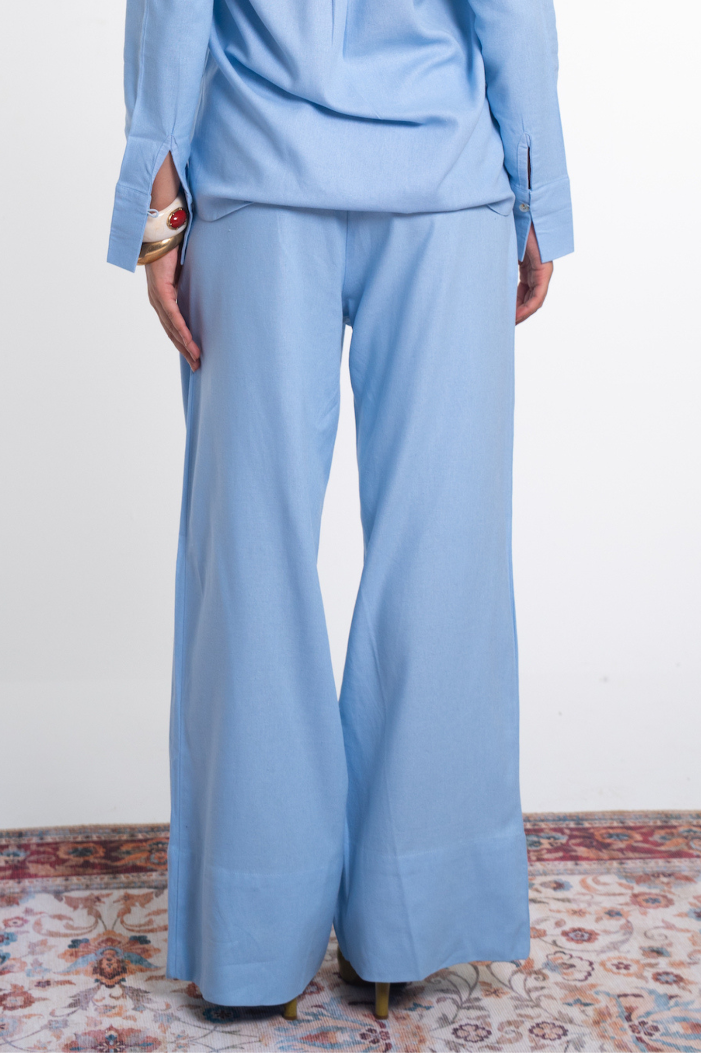 Relaxed Wide-Leg Pants