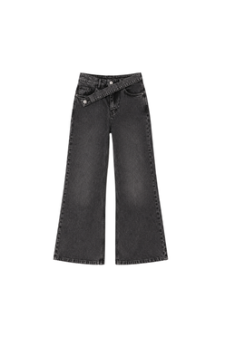 Jeans with Asymmetrical Belt