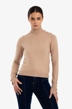 Stitched Buttoned Slim Pullover