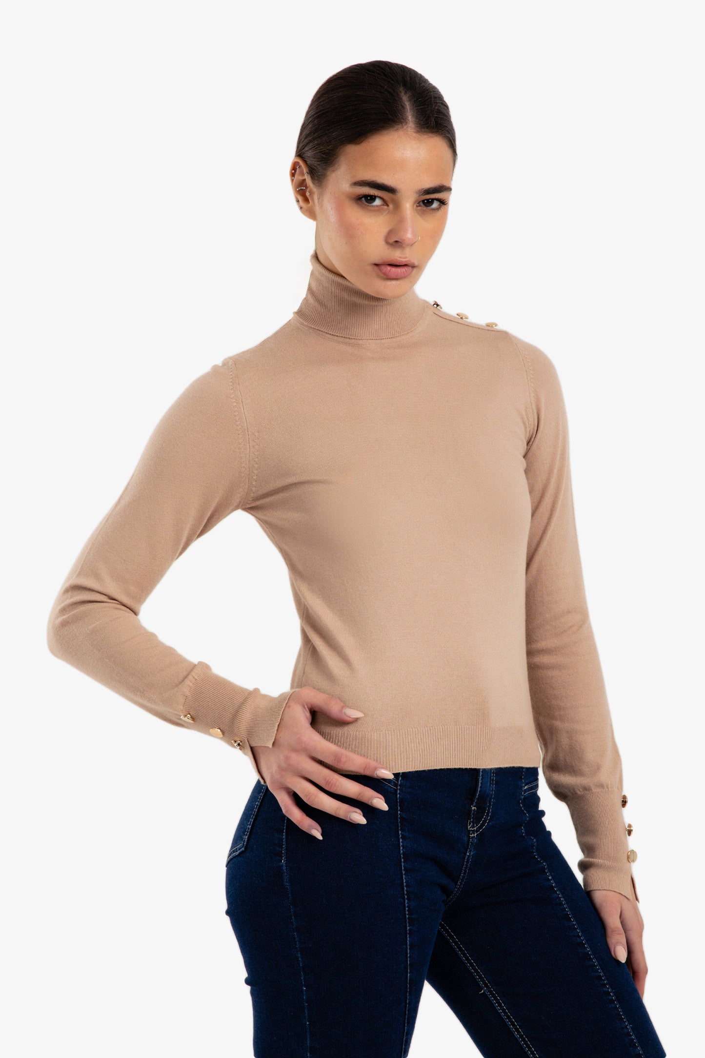 Stitched Buttoned Slim Pullover