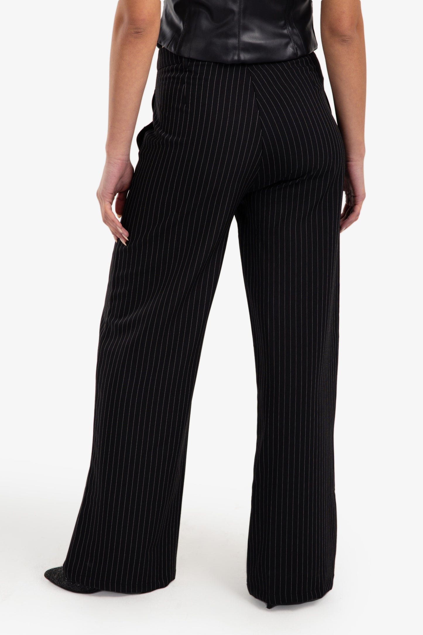 بنطلون مخطط بسوستة