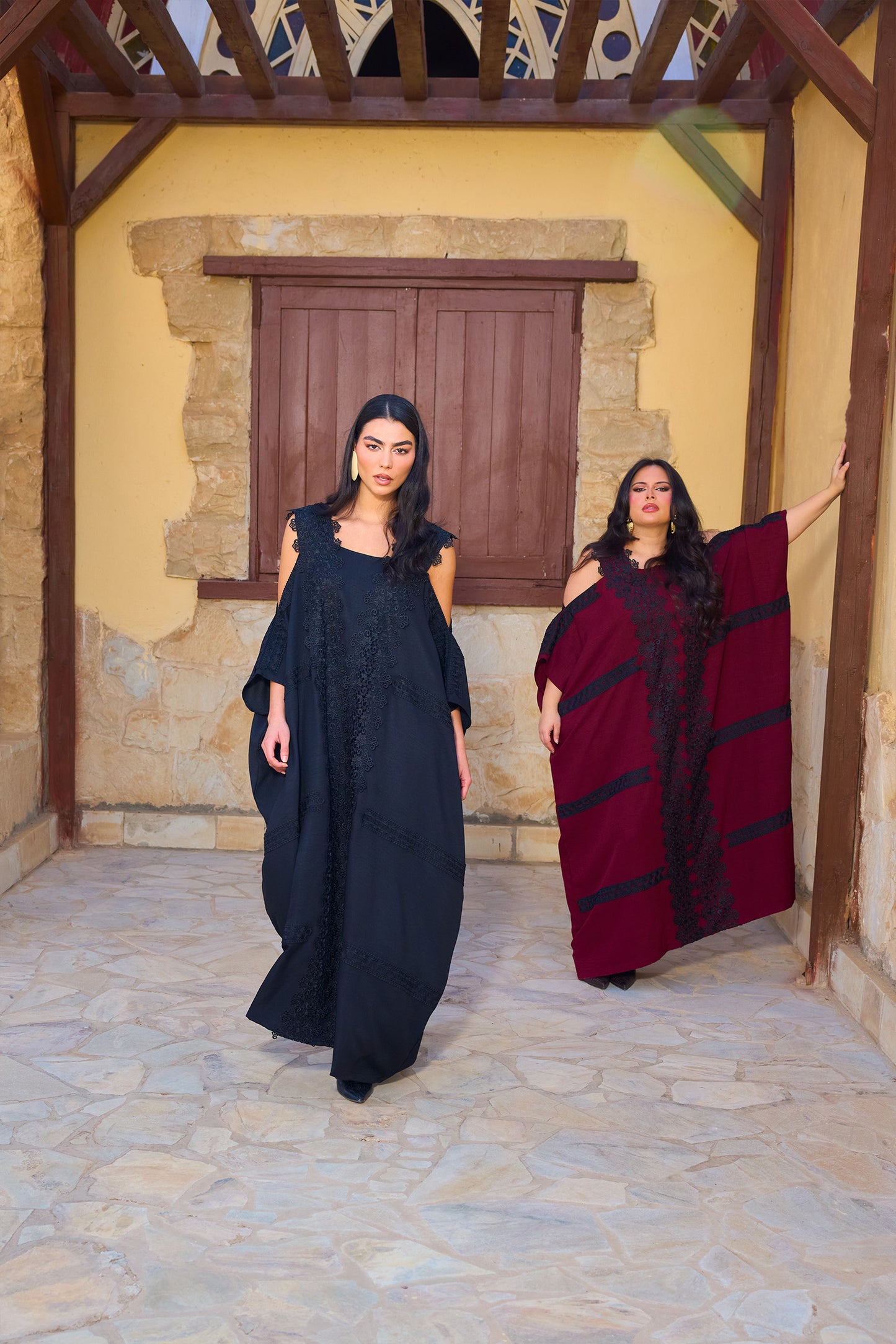 Cold-Shoulder Cutout Abaya