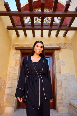 Kimono with Detachable Belt