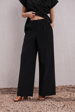 Wide-Leg Comfort Pants