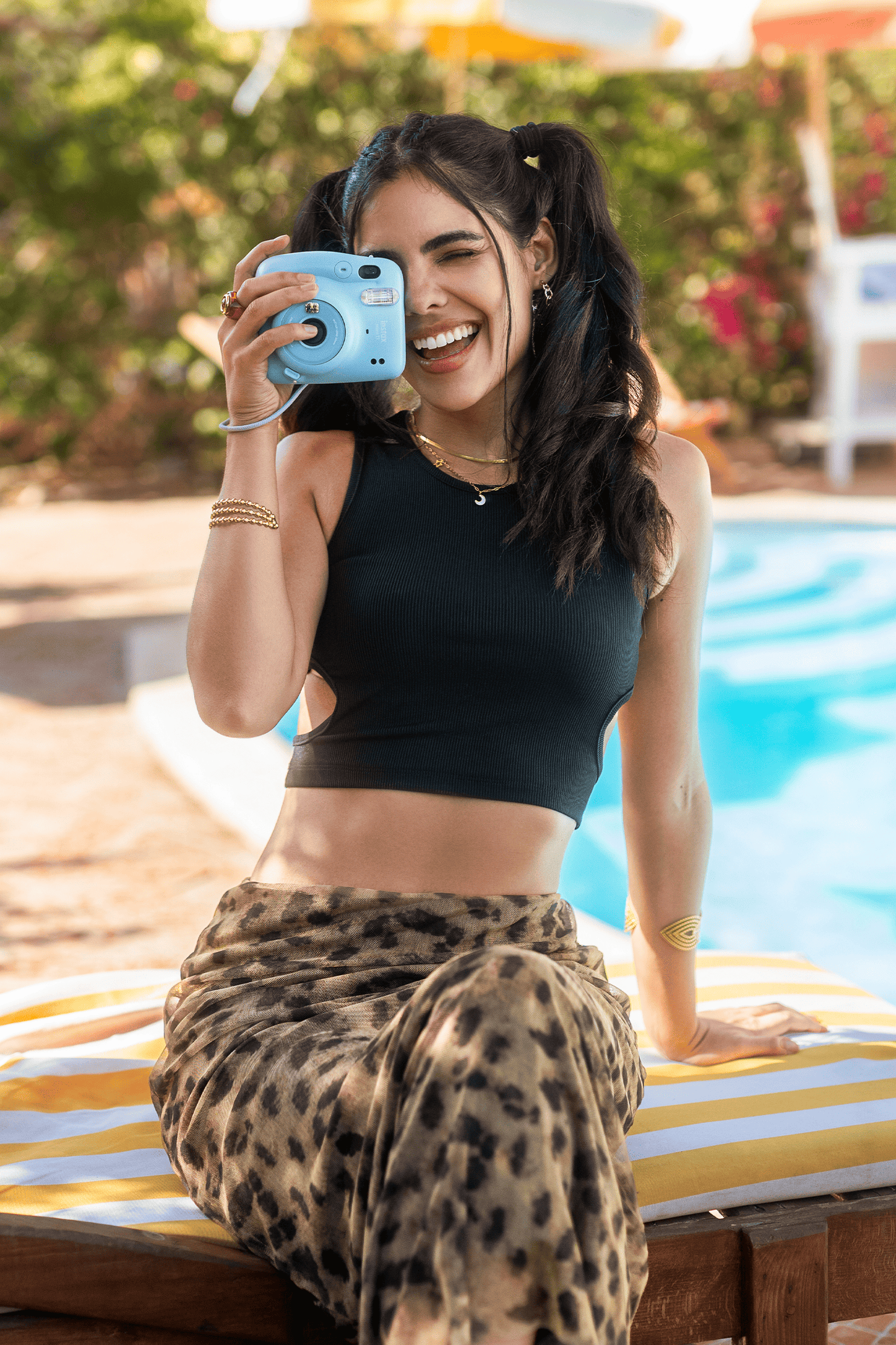 توب قصير مضلع بفتحات