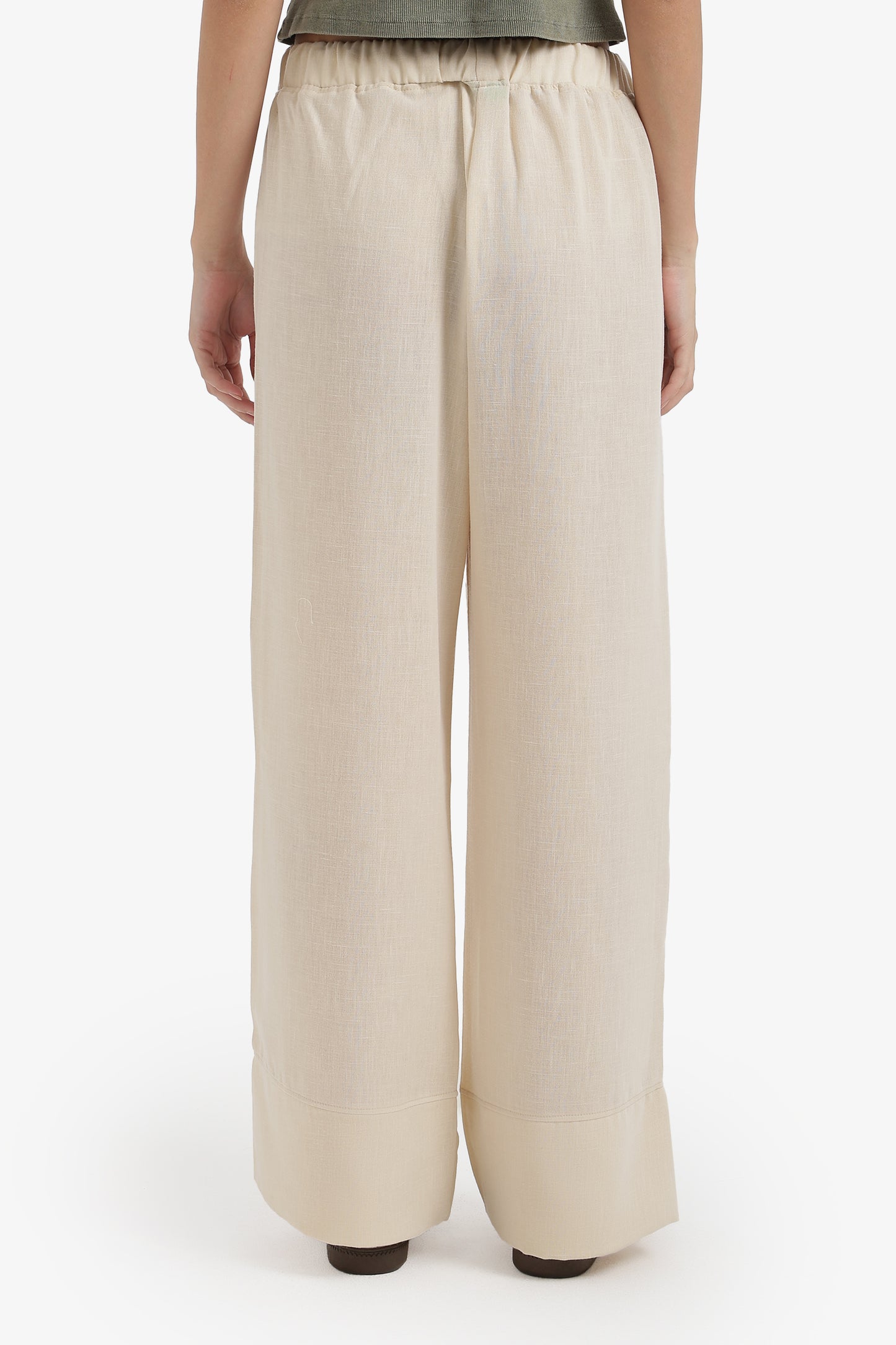 Relaxed Fit Wide-Leg Pants
