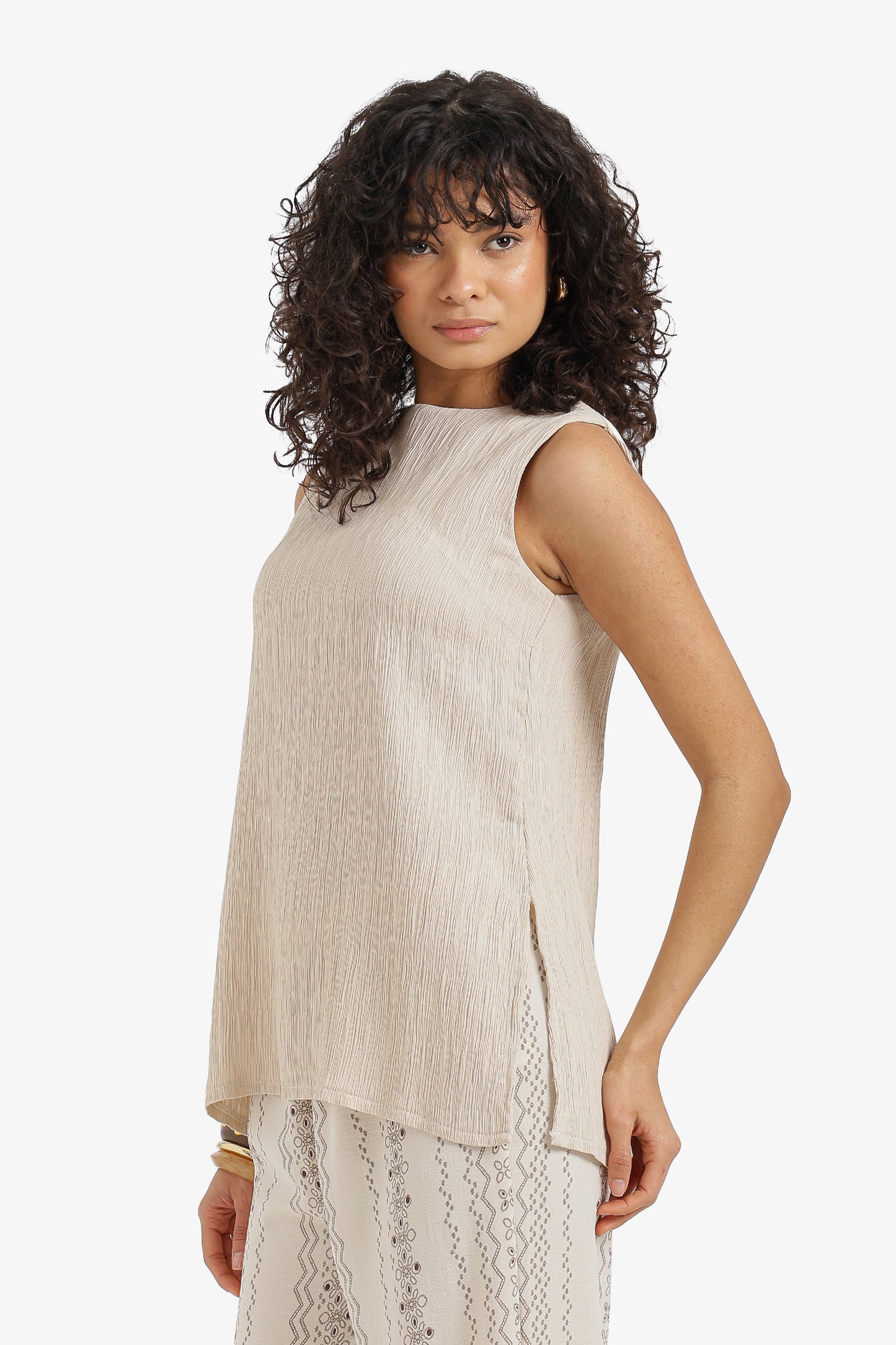 Relaxed Sleeveless Blouse