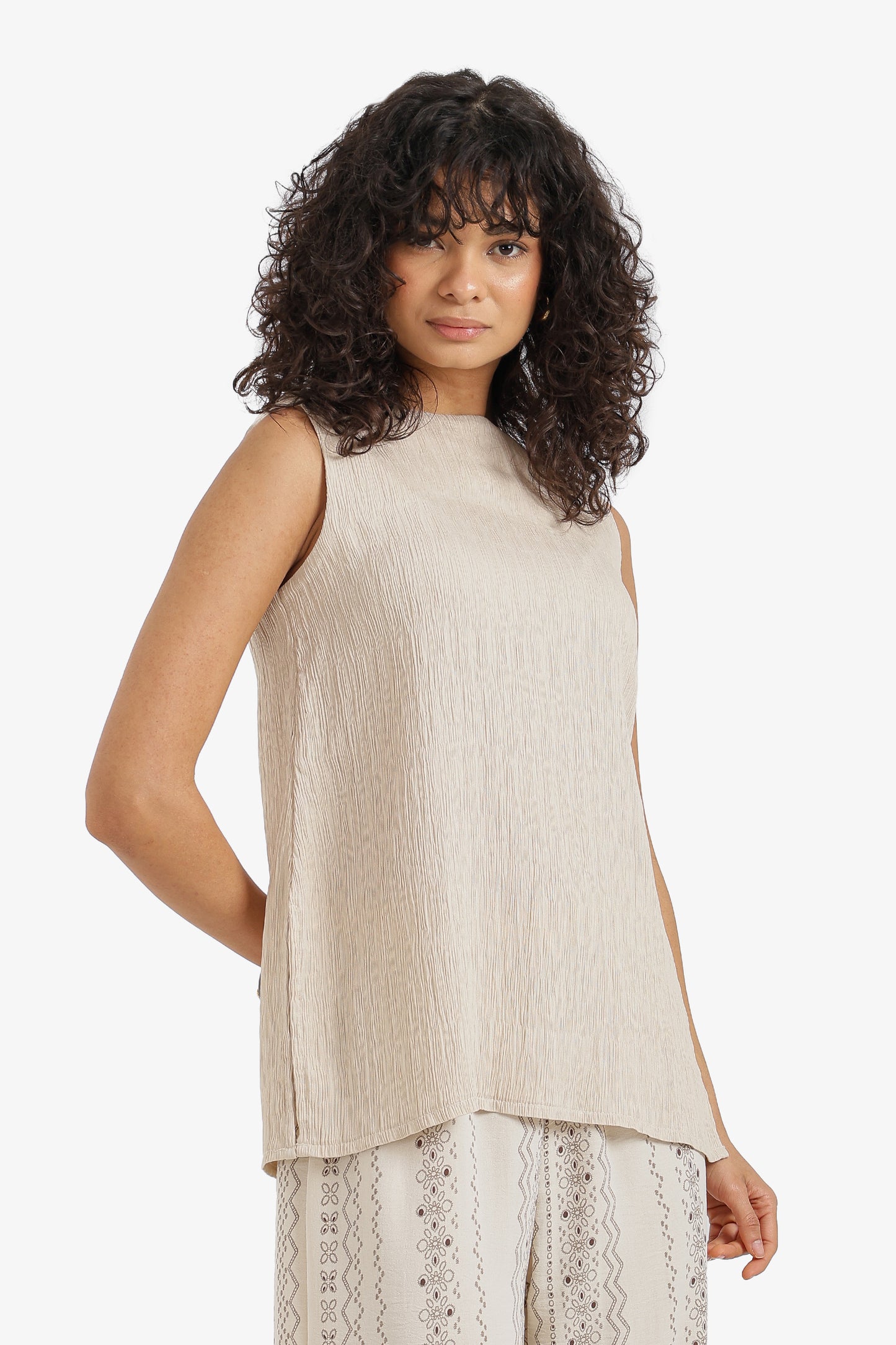 Relaxed Sleeveless Blouse
