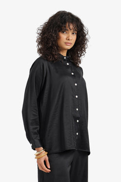 Classic Buttoned Shirt