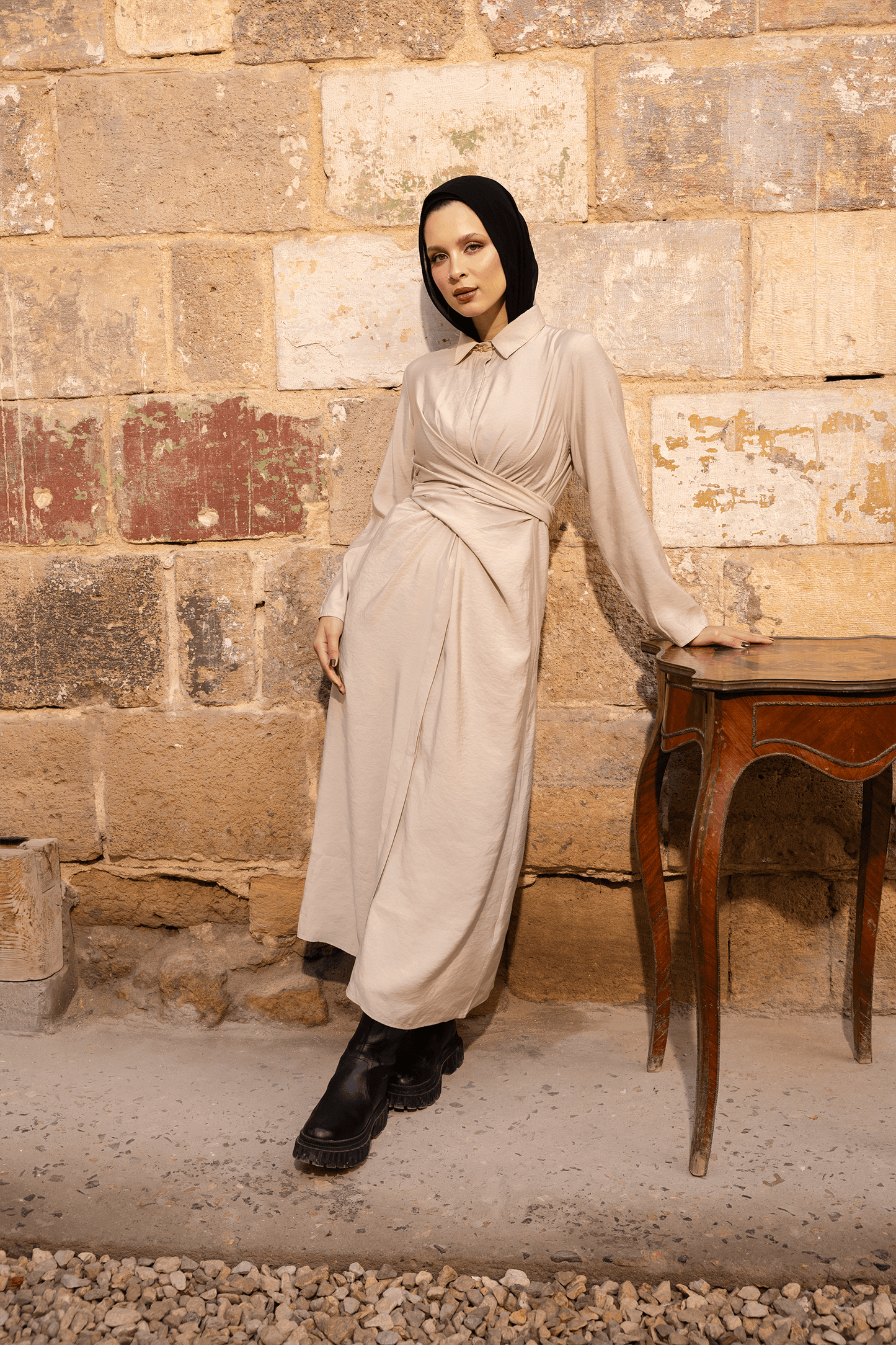 فستان بتصميم قميص مع حزام ربط